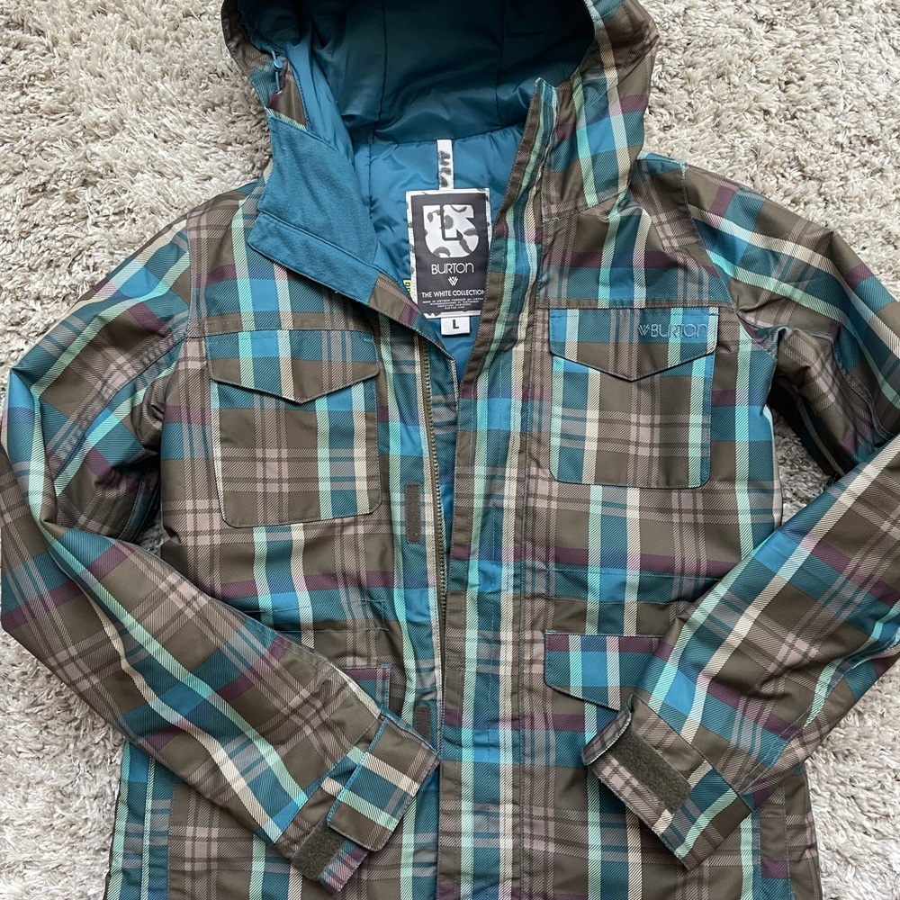 The White Collection Burton snow board/ ski coat